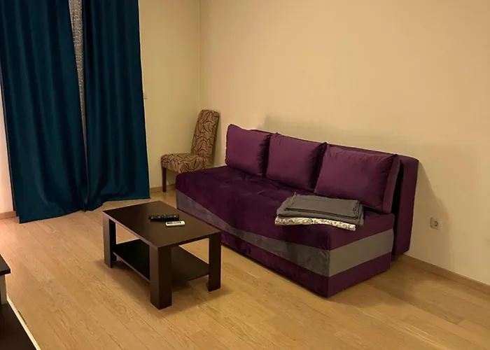 Clarissa Apartment City Kvart